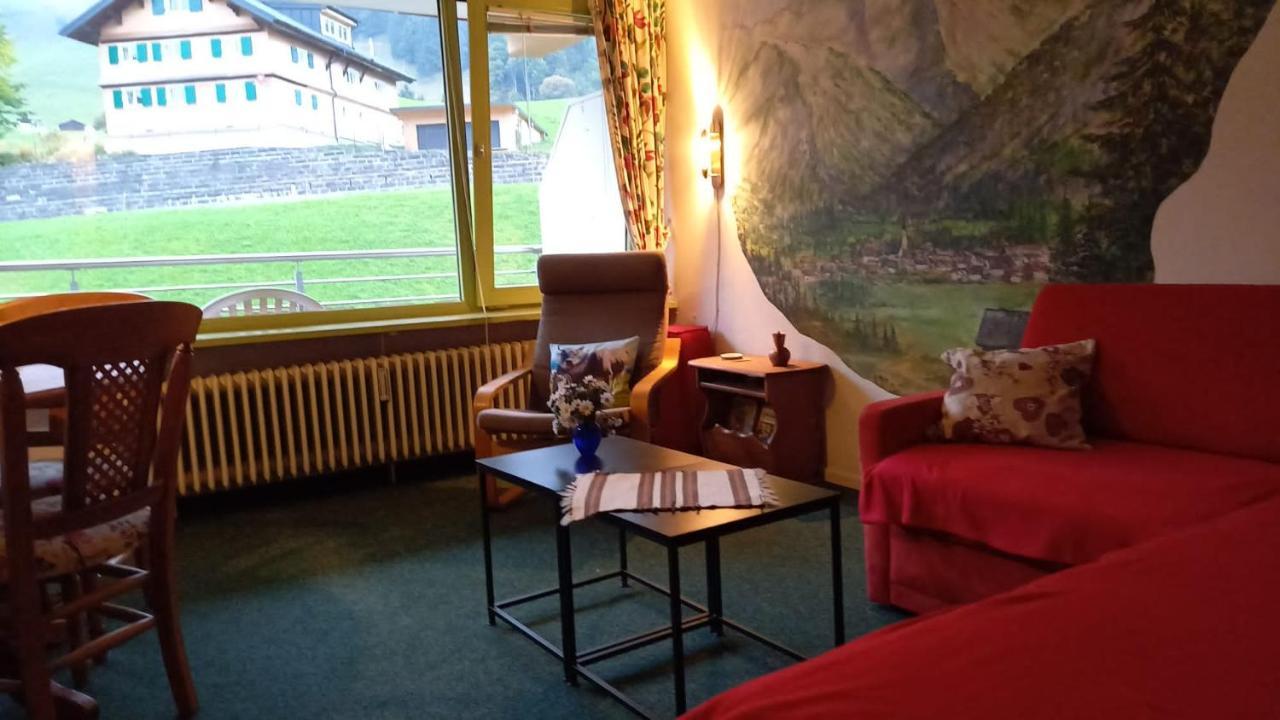 Aparthotel 333 Mit Schwimmbad Kleinwalsertal Mittelberg Exterior foto