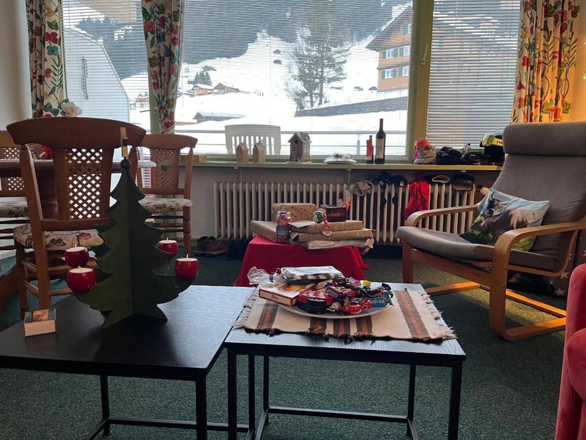 Aparthotel 333 Mit Schwimmbad Kleinwalsertal Mittelberg Exterior foto